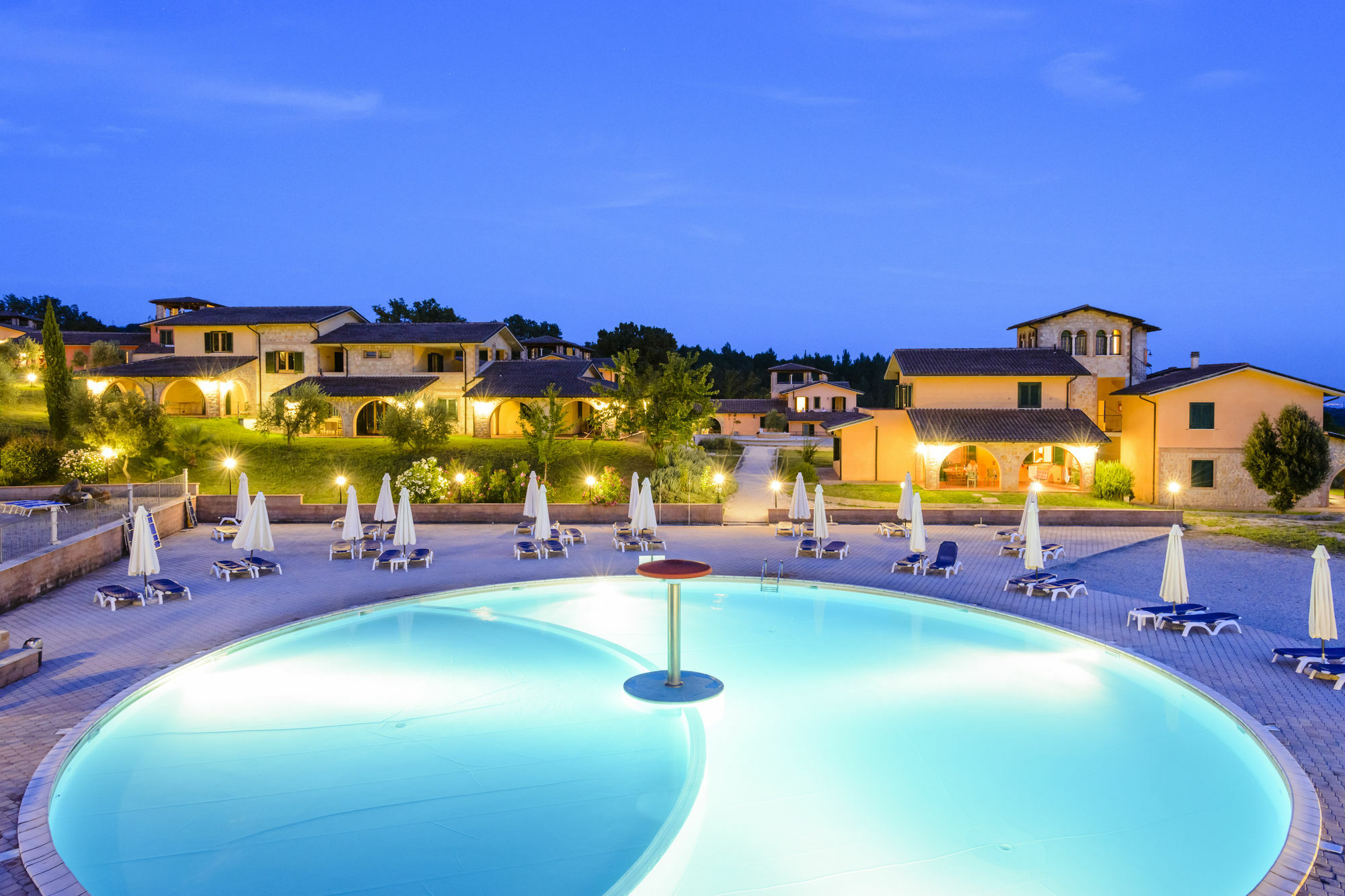 Pian Dei Mucini Resort Le Ville Масса-Мариттіма Екстер'єр фото